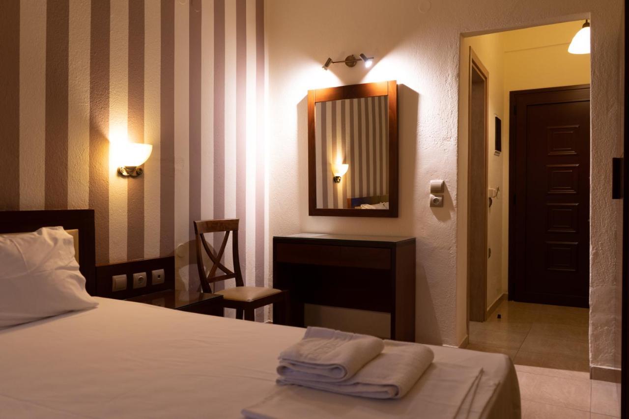 Hotel Zeus Afytos Eksteriør bilde