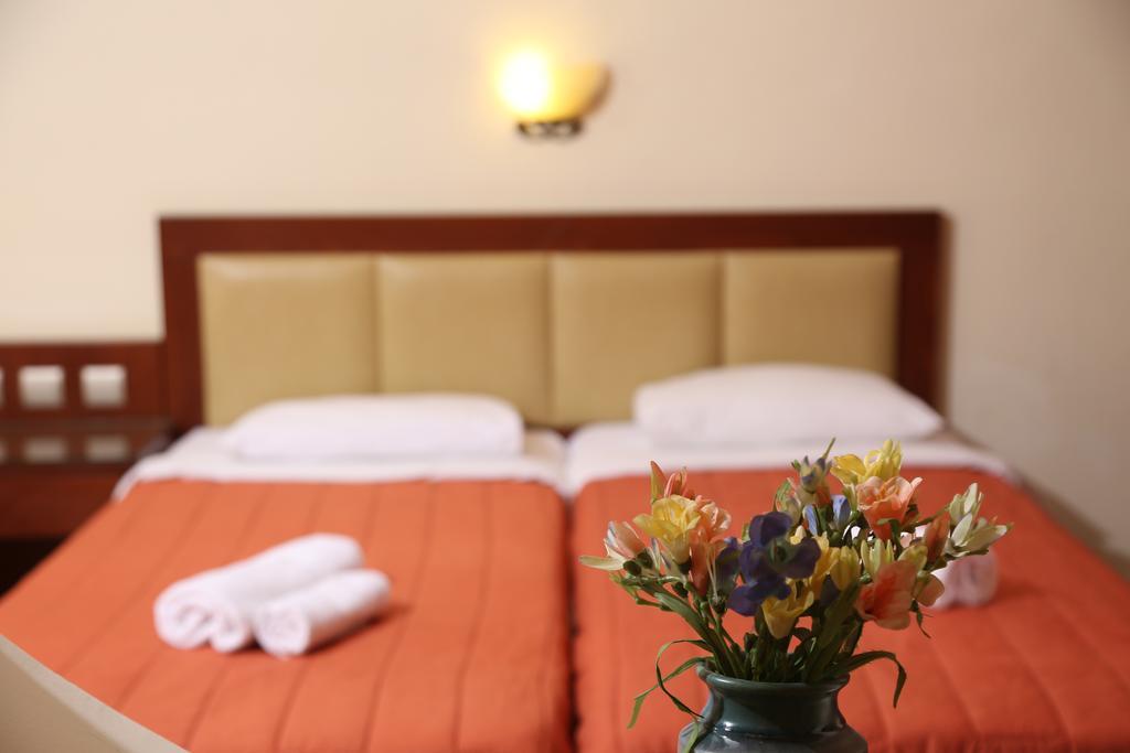 Hotel Zeus Afytos Eksteriør bilde