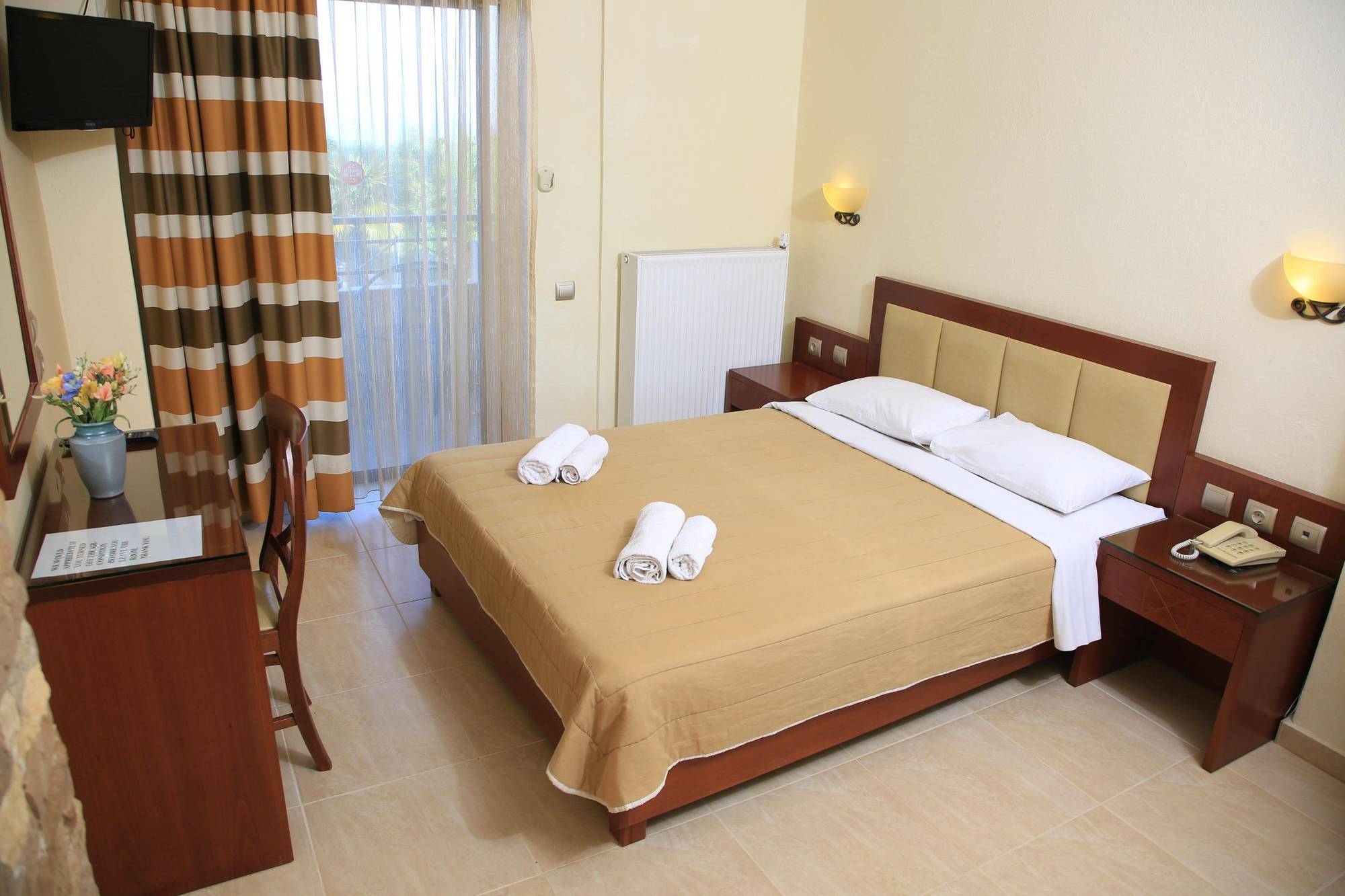 Hotel Zeus Afytos Eksteriør bilde